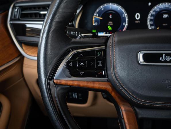 Jeep Grand Cherokee V (WL) с пробегом 2022 года, цена 7 560 000 рублей, 73891 км, внедорожник, Автокод Объявления