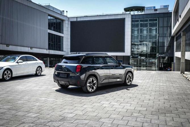 Mini Aceman с пробегом 2024 года, цена 4 990 000 рублей, 9300 км, внедорожник, Автокод Объявления