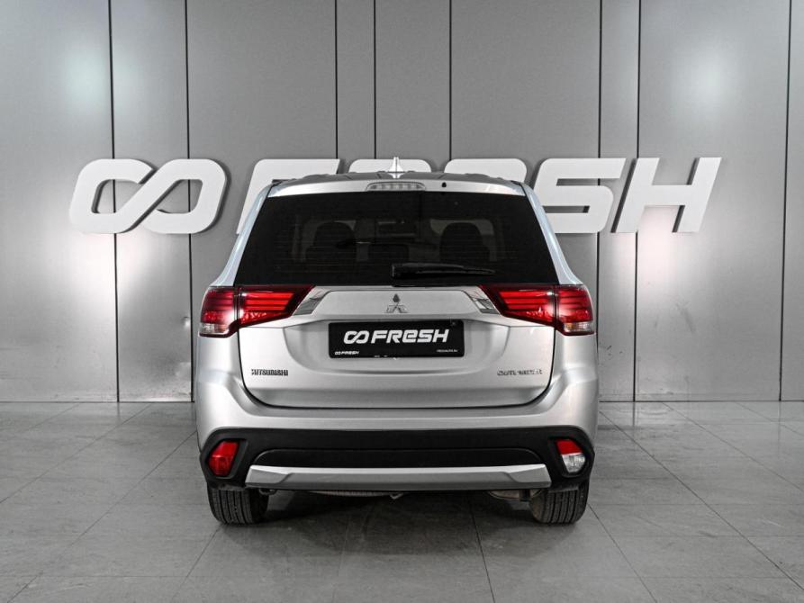 Mitsubishi Outlander III Рестайлинг 2 Ростов-на-Дону  - изображение 4