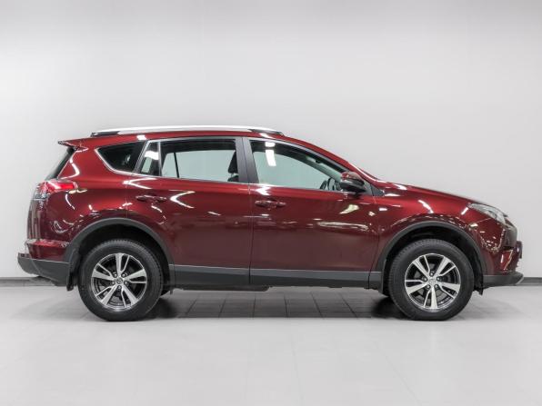 Toyota RAV4 IV (XA40) Рестайлинг с пробегом 2018 года, цена 2 315 000 рублей, 87452 км, внедорожник, Автокод Объявления