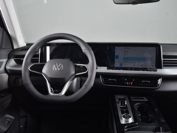 Volkswagen Tavendor I с пробегом 2026 года, цена 5 400 995 рублей, 42 км, внедорожник, Автокод Объявления