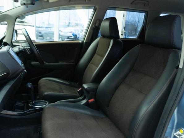 Honda Fit Shuttle I с пробегом 2013 года, цена 1 050 000 рублей, 157964 км, универсал, Автокод Объявления