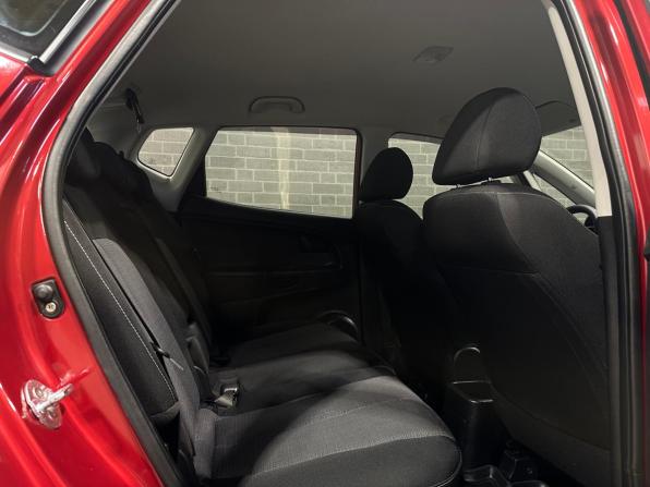 Kia Venga I с пробегом 2012 года, цена 1 050 000 рублей, 98202 км, минивэн, Автокод Объявления