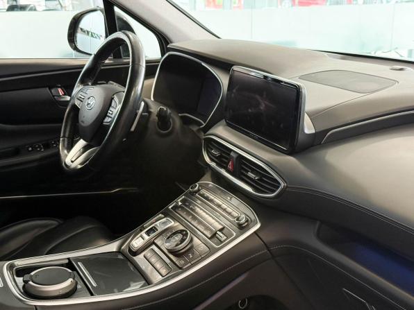 Hyundai Santa Fe IV Рестайлинг с пробегом 2021 года, цена 3 547 000 рублей, 97380 км, внедорожник, Автокод Объявления