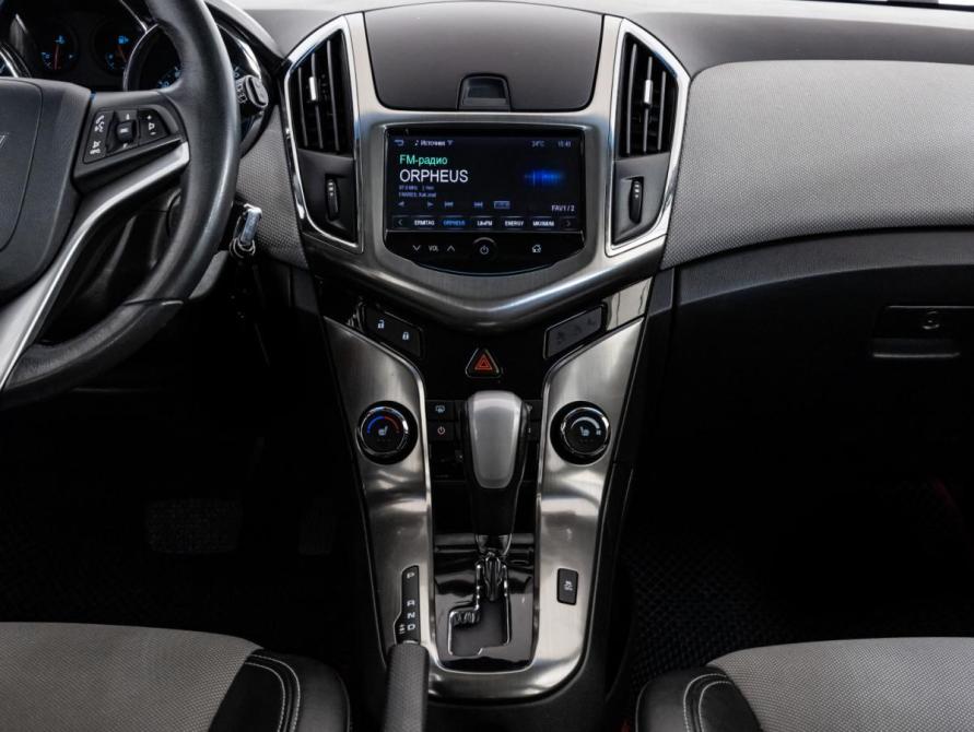 Chevrolet Cruze I Рестайлинг Санкт-Петербург  - изображение 13