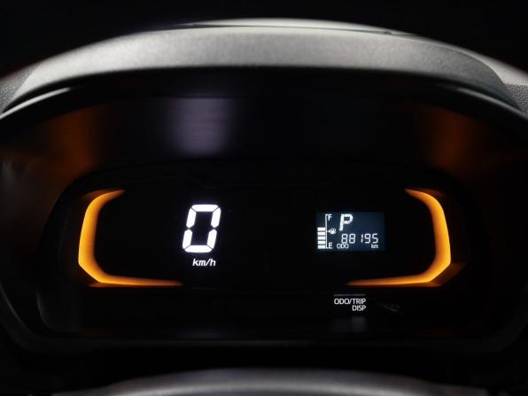 Daihatsu Mira e:S II с пробегом 2020 года, цена 725 000 рублей, 88195 км, хэтчбек, Автокод Объявления