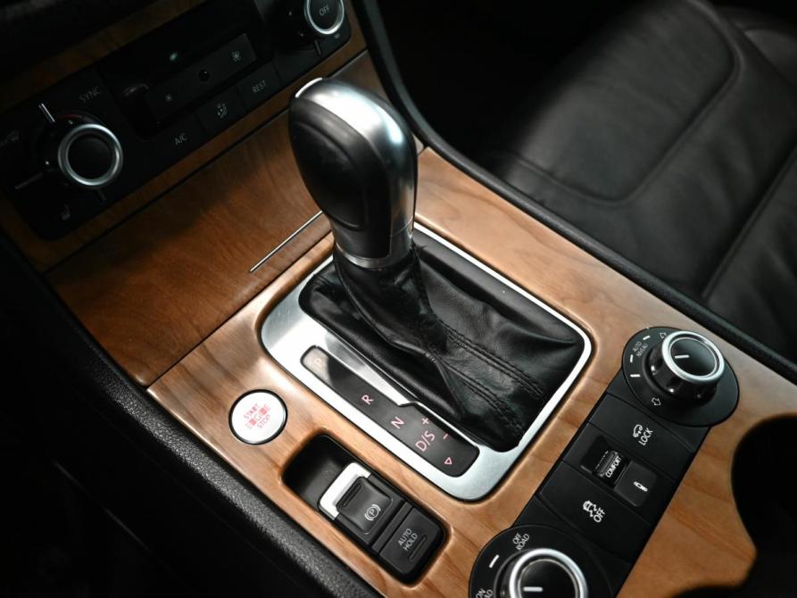 Volkswagen Touareg II Рестайлинг Екатеринбург  - изображение 16