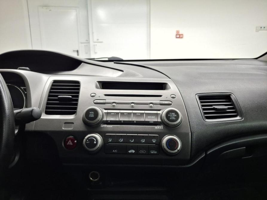 Honda Civic VIII Рестайлинг Казань  - изображение 18