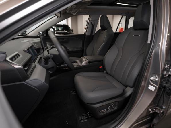 Toyota RAV4 VI (XA60) с пробегом 2026 года, цена 4 530 000 рублей, 23 км, внедорожник, Автокод Объявления