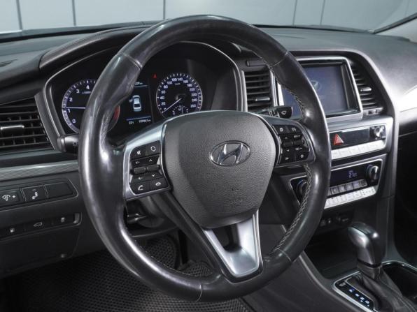 Hyundai Sonata VII (LF) Рестайлинг с пробегом 2017 года, цена 2 170 000 рублей, 159461 км, седан, Автокод Объявления