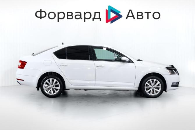 Skoda Octavia III (A7) Рестайлинг с пробегом 2020 года, цена 1 949 000 рублей, 122000 км, лифтбек, Автокод Объявления
