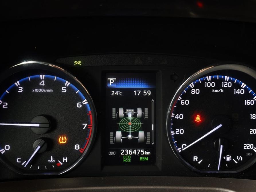 Toyota RAV4 IV (XA40) Рестайлинг Москва  - изображение 17