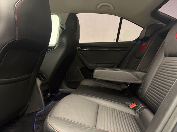 Skoda Octavia RS III с пробегом 2014 года, цена 1 649 000 рублей, 269631 км, лифтбек, Автокод Объявления