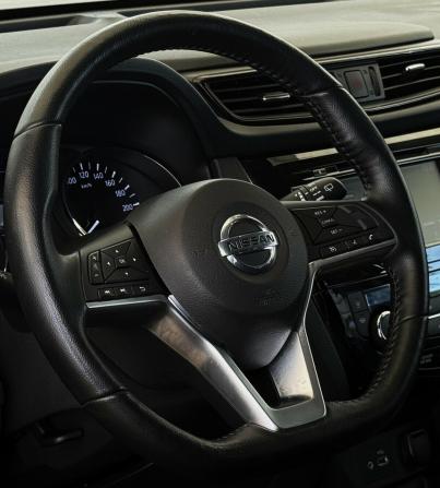 Nissan X-Trail III Рестайлинг с пробегом 2022 года, цена 2 600 000 рублей, 46336 км, внедорожник, Автокод Объявления