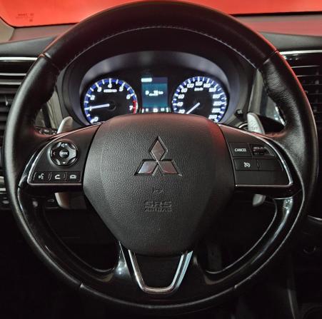 Mitsubishi Outlander III Рестайлинг 2 с пробегом 2015 года, цена 1 749 000 рублей, 149136 км, внедорожник, Автокод Объявления