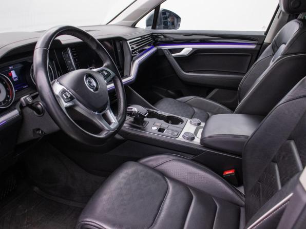Volkswagen Touareg III с пробегом 2018 года, цена 4 728 000 рублей, 113335 км, внедорожник, Автокод Объявления