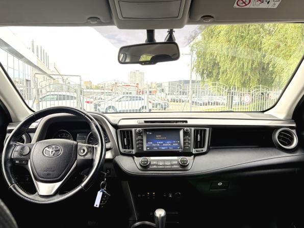 Toyota RAV4 IV (XA40) Рестайлинг с пробегом 2017 года, цена 2 040 000 рублей, 122000 км, внедорожник, Автокод Объявления