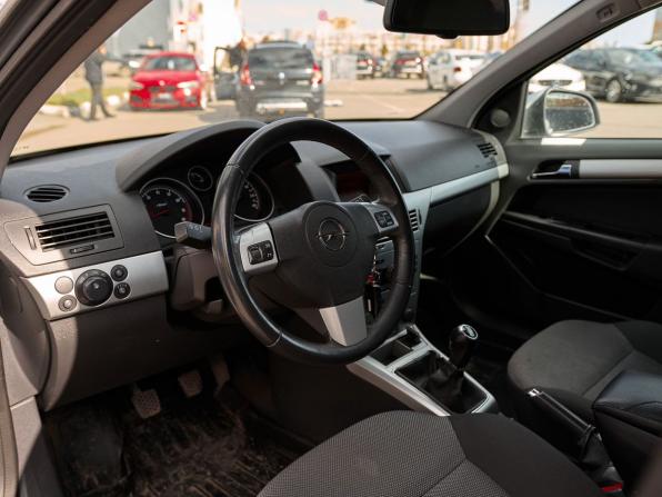 Opel Astra H Рестайлинг с пробегом 2012 года, цена 590 000 рублей, 148545 км, хэтчбек, Автокод Объявления
