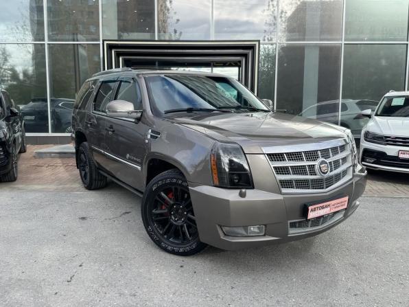 Cadillac Escalade III с пробегом 2013 года, цена 1 899 000 рублей, 265535 км, внедорожник, Автокод Объявления