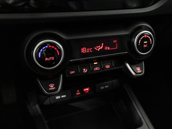 Kia Rio IV с пробегом 2018 года, цена 1 449 000 рублей, 127915 км, хэтчбек, Автокод Объявления