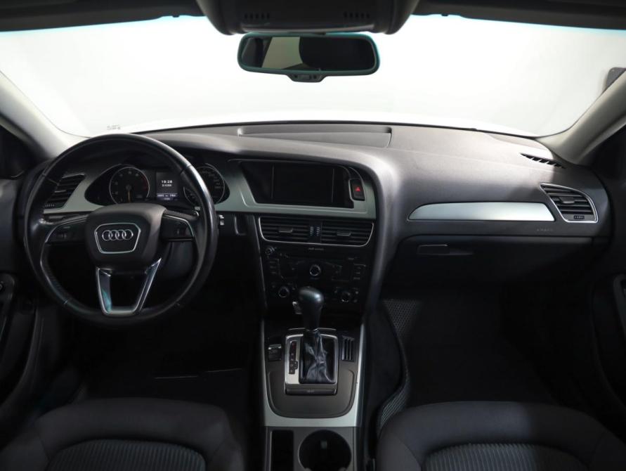Audi A4 IV (B8) Санкт-Петербург  - изображение 10