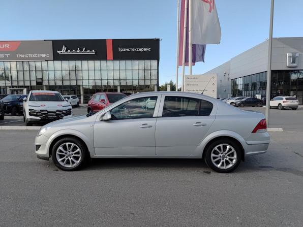 Opel Astra H Рестайлинг с пробегом 2011 года, цена 483 000 рублей, 210493 км, седан, Автокод Объявления