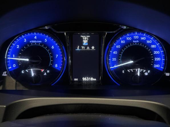 Toyota Camry VII (XV50) Рестайлинг с пробегом 2015 года, цена 1 880 000 рублей, 96318 км, седан, Автокод Объявления