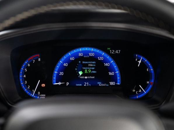 Toyota Corolla XII (E210) с пробегом 2021 года, цена 1 900 000 рублей, 42547 км, универсал, Автокод Объявления