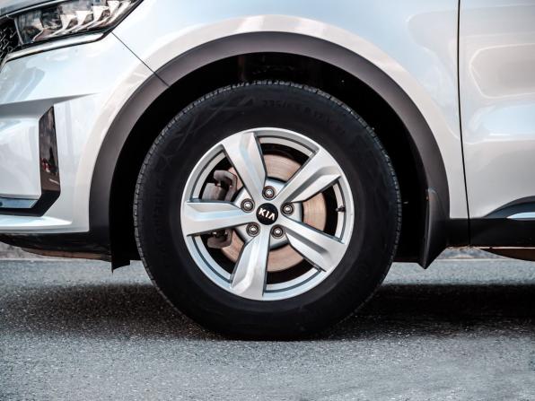 Kia Sorento IV с пробегом 2021 года, цена 3 300 000 рублей, 92040 км, внедорожник, Автокод Объявления