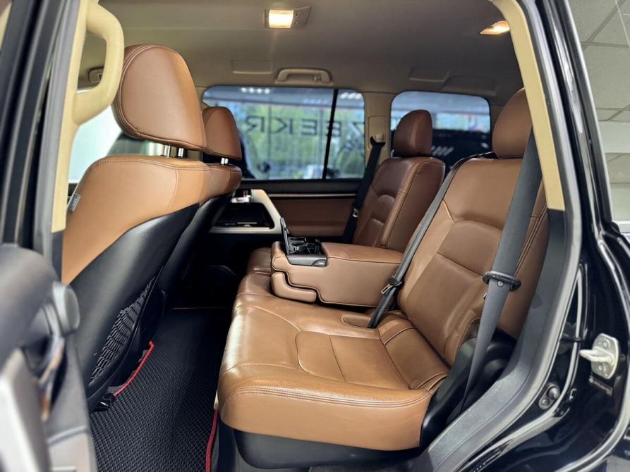 Toyota Land Cruiser 200 Series Рестайлинг 1 Санкт-Петербург  - изображение 11