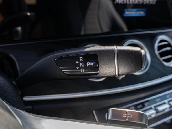 Mercedes-Benz E-Класс V (W213 S213 C238) Рестайлинг с пробегом 2021 года, цена 3 970 000 рублей, 119292 км, седан, Автокод Объявления