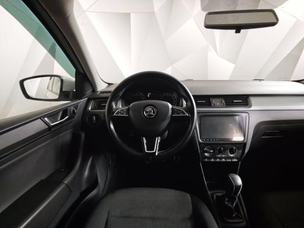 Skoda Rapid I Рестайлинг с пробегом 2017 года, цена 829 000 рублей, 149188 км, лифтбек, Автокод Объявления