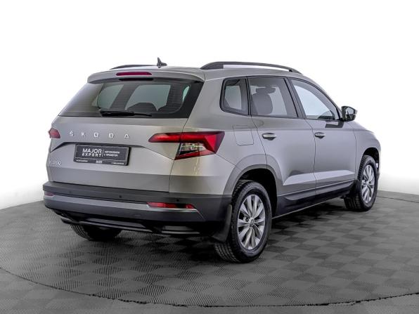 Skoda Karoq I с пробегом 2021 года, цена 2 575 000 рублей, 59380 км, внедорожник, Автокод Объявления