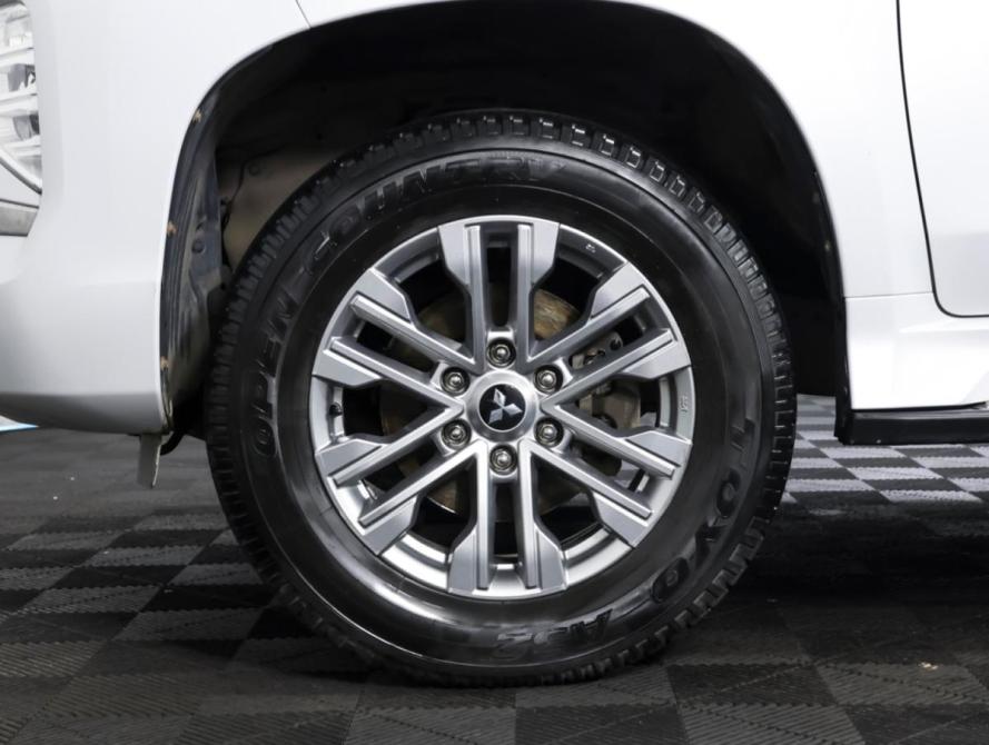 Mitsubishi Pajero Sport III Рестайлинг Москва  - изображение 21