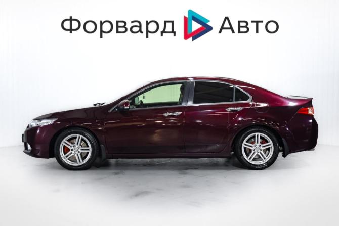 Honda Accord VIII Рестайлинг с пробегом 2012 года, цена 1 475 000 рублей, 286000 км, седан, Автокод Объявления