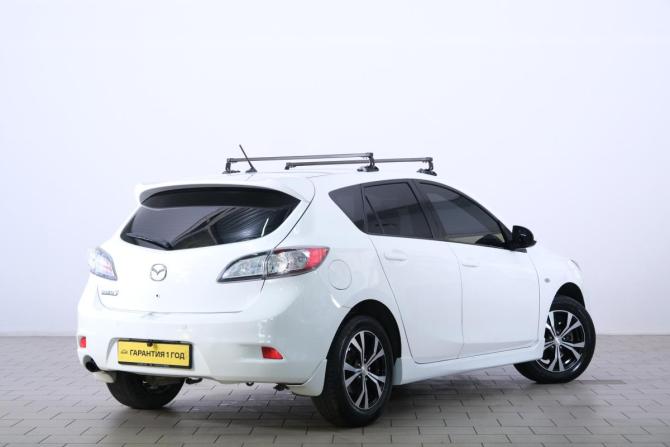 Mazda 3 II (BL) Рестайлинг с пробегом 2012 года, цена 949 000 рублей, 178000 км, хэтчбек, Автокод Объявления