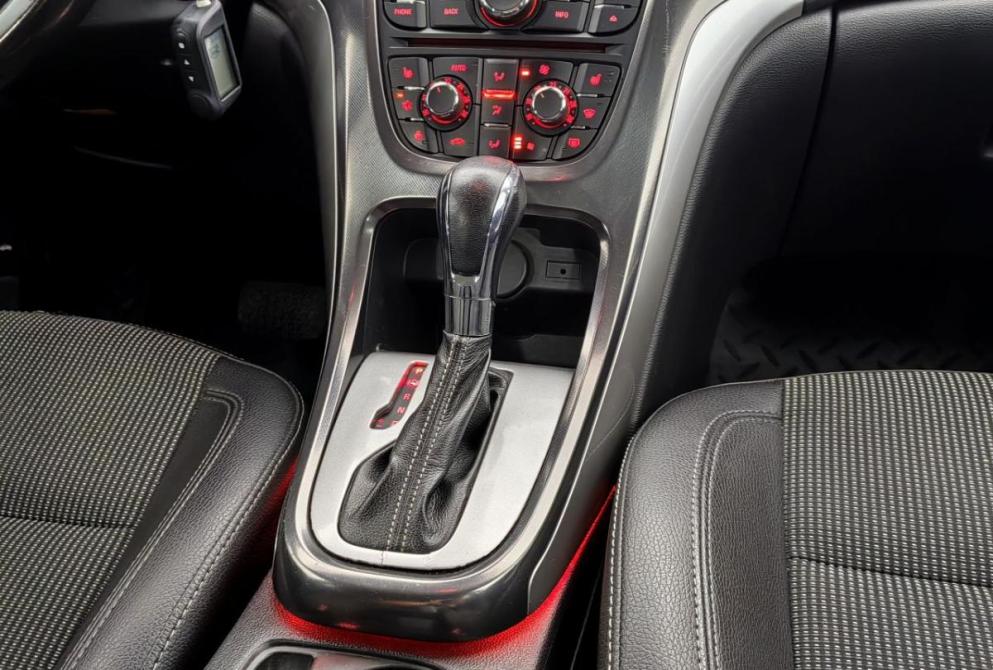Opel Astra J Рестайлинг Волгоград  - изображение 12
