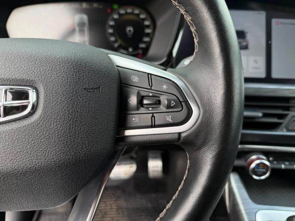 Geely Tugella I Рестайлинг с пробегом 2023 года, цена 2 650 000 рублей, 125445 км, внедорожник, Автокод Объявления