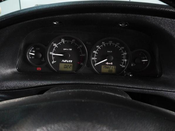 Chevrolet Niva I Рестайлинг с пробегом 2017 года, цена 745 000 рублей, 198217 км, внедорожник, Автокод Объявления