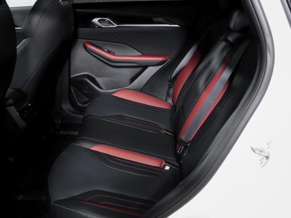 Geely Coolray I Рестайлинг с пробегом 2024 года, цена 2 049 000 рублей, 47503 км, внедорожник, Автокод Объявления