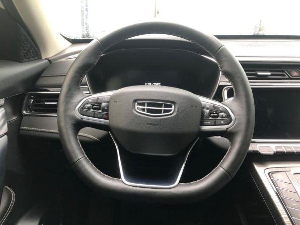 Geely Atlas Pro с пробегом 2022 года, цена 2 310 000 рублей, 80950 км, внедорожник, Автокод Объявления