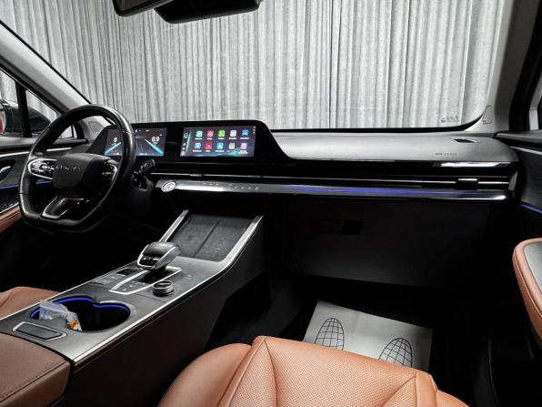 Omoda C5 I с пробегом 2022 года, цена 1 810 000 рублей, 65575 км, внедорожник, Автокод Объявления