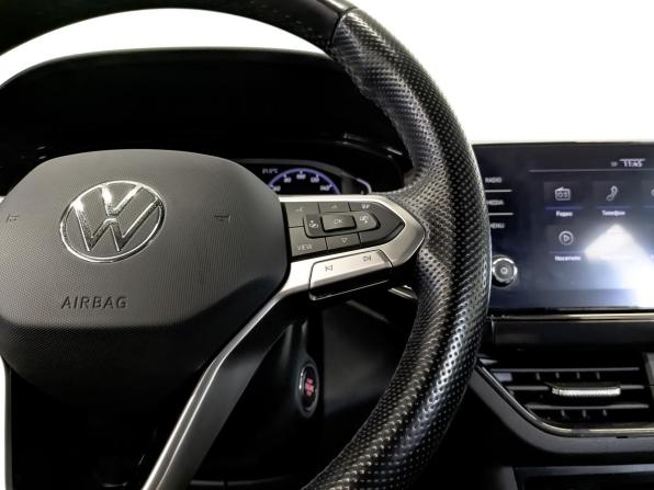 Volkswagen Polo VI с пробегом 2022 года, цена 1 945 000 рублей, 56706 км, лифтбек, Автокод Объявления