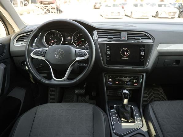 Volkswagen Tiguan II Рестайлинг с пробегом 2021 года, цена 2 638 000 рублей, 112845 км, внедорожник, Автокод Объявления