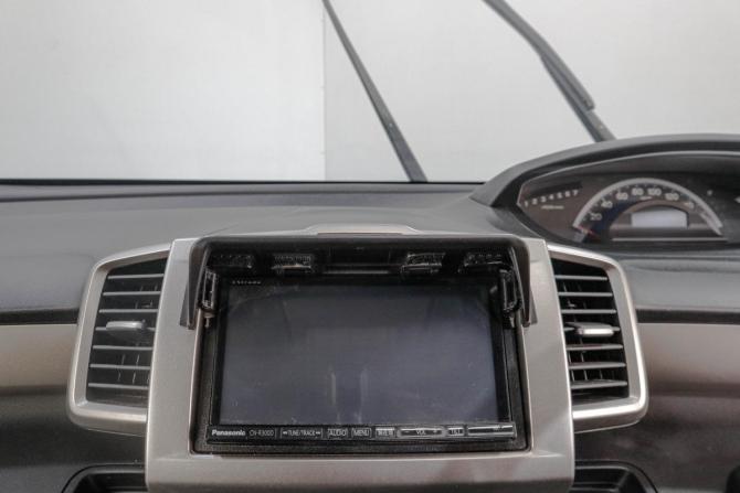 Honda Freed I Рестайлинг с пробегом 2010 года, цена 959 000 рублей, 124200 км, компактвэн, Автокод Объявления