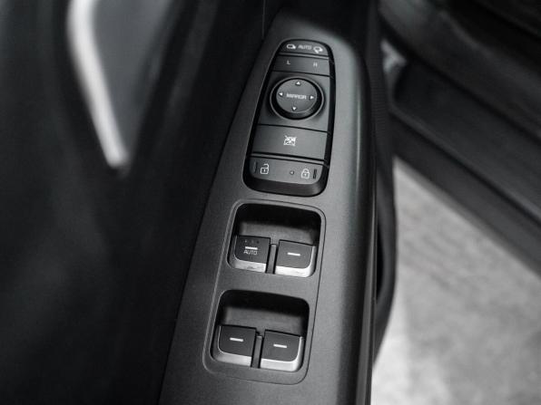 Kia Sportage IV с пробегом 2018 года, цена 1 800 000 рублей, 123381 км, внедорожник, Автокод Объявления