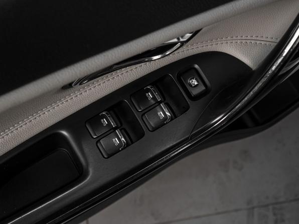 Kia Ceed II Рестайлинг с пробегом 2018 года, цена 1 290 000 рублей, 239600 км, хэтчбек, Автокод Объявления