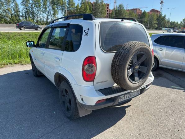 Chevrolet Niva I Рестайлинг с пробегом 2016 года, цена 687 000 рублей, 84000 км, внедорожник, Автокод Объявления