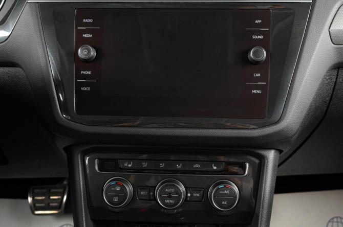 Volkswagen Tiguan II с пробегом 2019 года, цена 2 249 000 рублей, 179000 км, внедорожник, Автокод Объявления