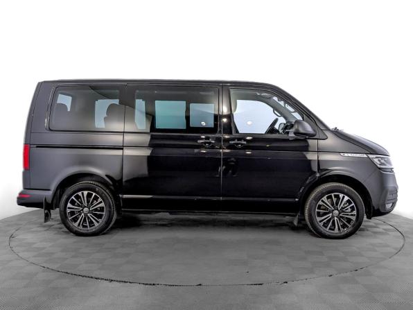 Volkswagen Multivan T6 Рестайлинг с пробегом 2021 года, цена 5 850 000 рублей, 111404 км, минивэн, Автокод Объявления